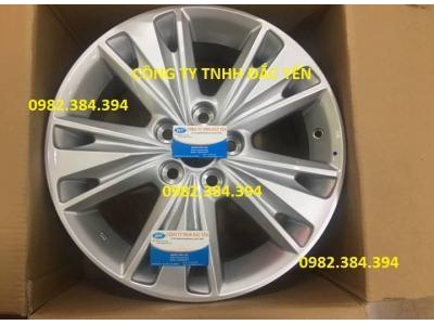 Mâm đúc Innova 2017 42611-0KR60