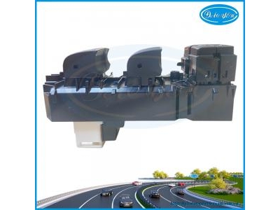 Công Tắc Bấm Kính Tổng Innova 2021
