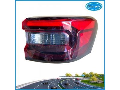 Đèn Hậu Raize 2022 81561-BZ410, 81551-BZ440