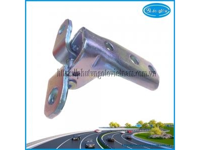 Bản Lề Dưới Cửa Sau Attrage