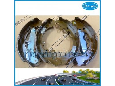 Bố Thắng Sau Fortuner 2009 04495-0K120