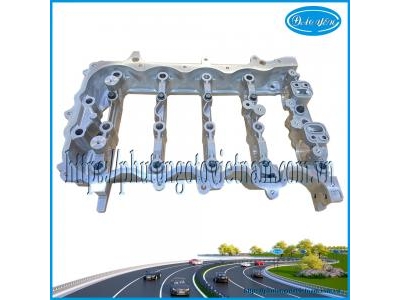 Nắp Máy Phần Dưới Veloz 2022