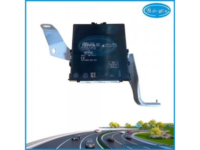 Hộp Điều Khiển Khóa Thông Minh Altis 2018