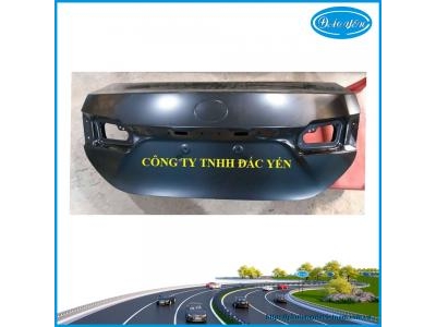 Cốp Sau Altis 2018