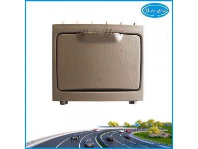 Khay Đựng Ly Fortuner 2015