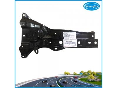 Xương Đỡ Khóa Ngậm Ca Bô Fortuner 2021 53208-KK020