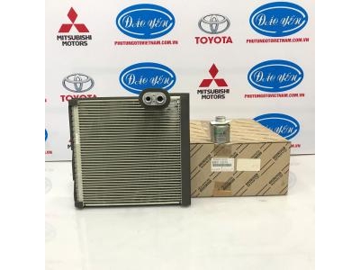 Dàn Lạnh Lexus ES350 2016 88501-33310
