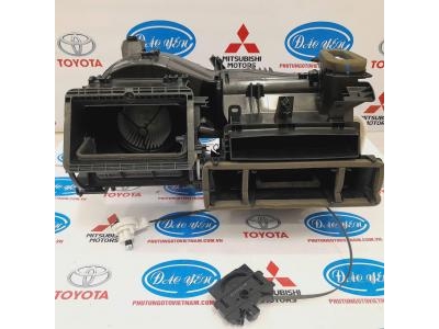 Hộp Dàn Lạnh Trước (Nguyên Cụm) Fortuner 2012 87010-0K013