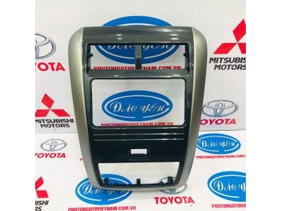 Ốp Gắn Công Tắc Điều Hòa Wigo 2021 55412-BZC00-C0