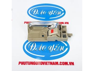 Tay Nắm Cửa (Trong) RH Innova 2009 69205-0K020-E0