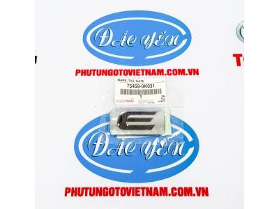 75459-0K031 Chữ E Innova 2015