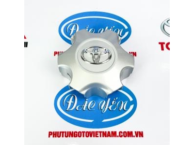 Lô Gô Chụp Mâm Fortuner 2015 4260B-0K080