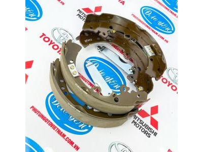 Bố Thắng Sau Fortuner 2015- 2017 04495-0K120