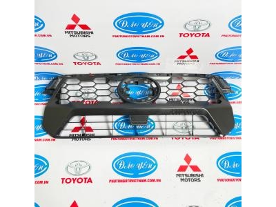 Mặt Galang ( Ca Lăng ) Hilux 2025 53111-YP210