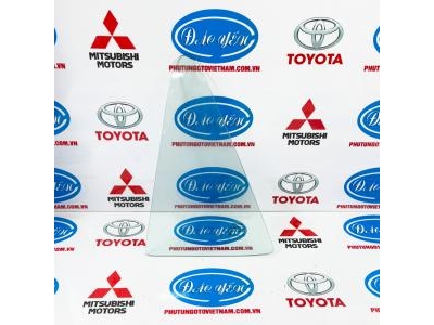 Kính Chết Cửa Sau Yaris Cross 2023 68124-BZ160, 68123-BZ160