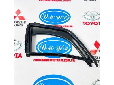 Ron Kính Chết Cửa Trước Veloz 2022 68216-BZ020, 68215-BZ020