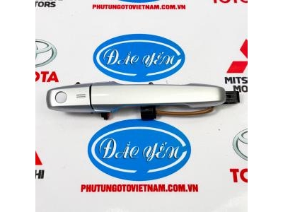 Tay Nắm Cửa Trước Toyota Veloz 2025 69220-BZ710-B0