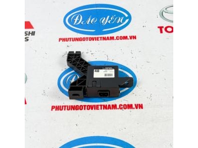 Hộp Điều Khiển Lạnh Hilux 2018 88650-0K400
