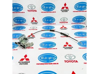 Khóa Ngậm Cửa Lùa Hiace 2009- 2014 69330-26051