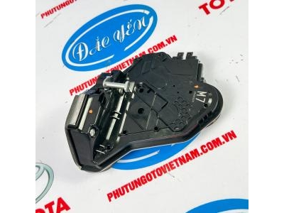 Khóa Ngậm Cửa Sau Innova 2021 69050-0K020, 69060-0K070