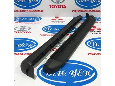 Bậc Lên Xuống Phần Trên (Sơn Đen) Fortuner 2021 51702-0K160