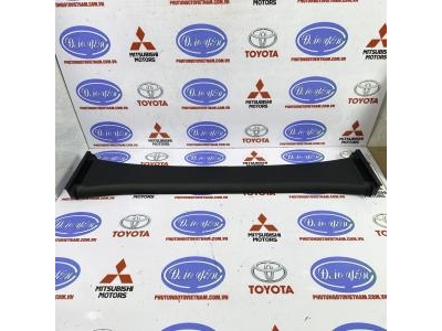 Ốp Che Trên Toyota Yaris Cross 2026 63349-BZ010-C0