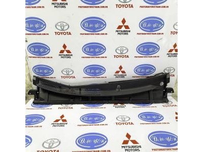 Ốp Chân Kính Chắn Gió Altis 2015 55708-02640