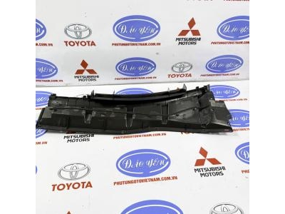 Ốp Chân Kính Toyota Altis 2009  55708-12330, 55709-12110